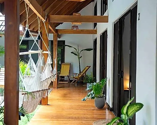 Hotel Ave Del Paraiso Río Sequito