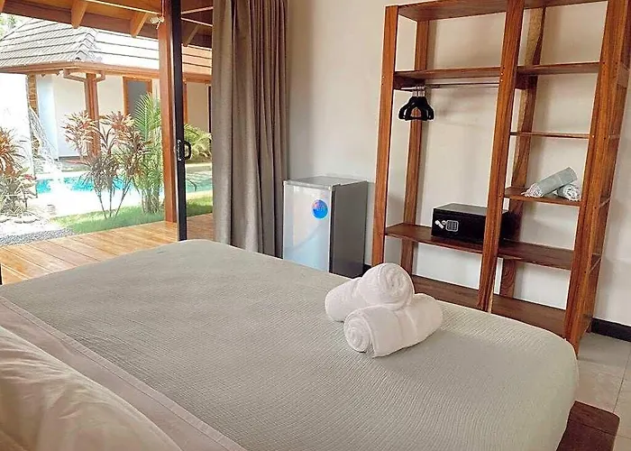 Ave Del Paraiso Hotel 3*