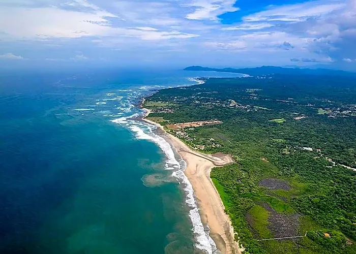 Ave Del Paraiso Hotel Río Sequito